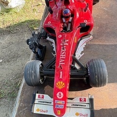 ラジコンカーの画像