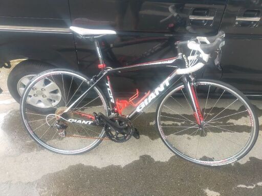 28 自転車 GIANT ALUXX SL 大阪市 【引取り限定】 28 自転車 GIANT ALUXX SL 大阪市 【引取り限定】 ロードバイク