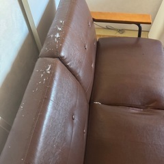 ソファ　傷多数の画像