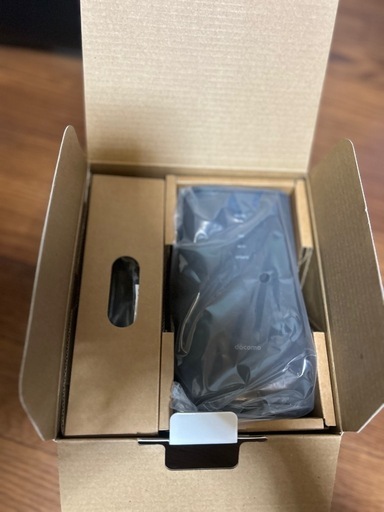 【良品】docomoホーム5G HR02