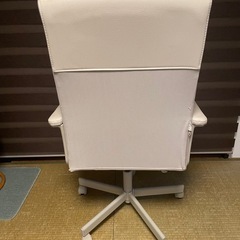 【IKEA】デスクチェアの画像