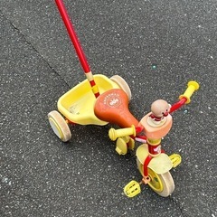 アンパンマン三輪車の画像
