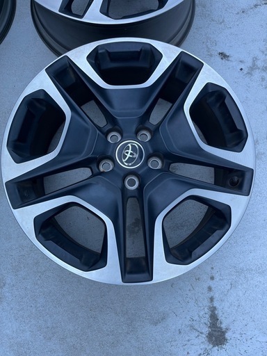 RAV4 アドベンチャー　ホイール4本セット