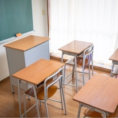 学校用教卓　教室の画像