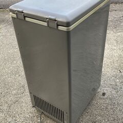 【中古/長期保管品/引取り限定】■電気冷凍庫（冷凍冷蔵切替可）■HF-M6（C）■SANYO■製造年不明■の画像