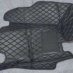 ベンツ・Cクラス W204 セダン 2007年～2014年車種専用フロアマットの画像