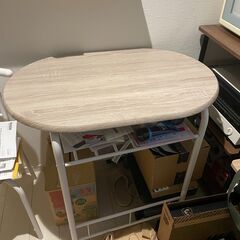 テーブルと椅子セットで売りたいですの画像