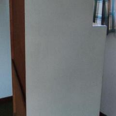 11/24,25のみ【あげます】昭和の飾り棚付き花柄整理タンスの画像