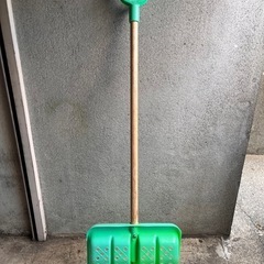 雪かきスコップの画像