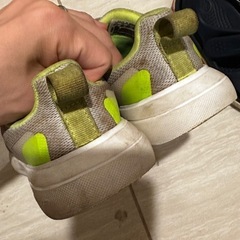 子ども15㎝ adidasスニーカーの画像