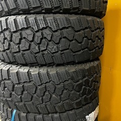 275 60 20 マッドタイヤ　4本　新品　ランクル　ハイラックス　fjクルーザの画像