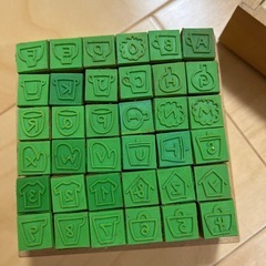 アルファベットスタンプ　36個　木箱入りの画像