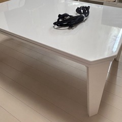 【美品】【0727まで！破棄】こたつ付きテーブルの画像