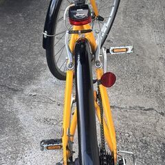 アサヒ クロスバイク WEEKEND BIKES イエロー 7段変速の画像