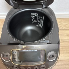 象印　炊飯器　3合　の画像