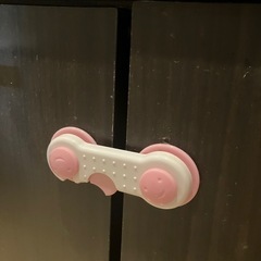 食器棚の画像