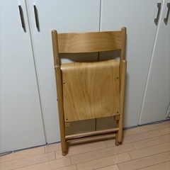 無印良品ブナ材折りたたみチェアの画像