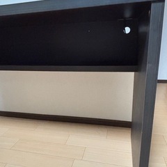 パソコンデスクの画像