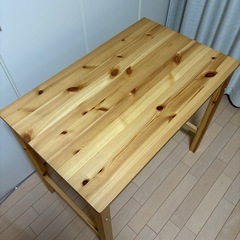 無印良品パイン材折りたたみテーブルの画像