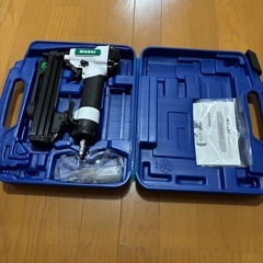 エアータッカー（釘打機）の画像