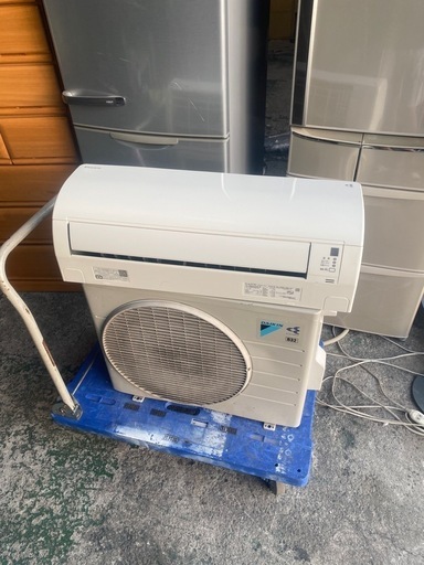 三菱エアコン 6畳8畳☘️大阪市から阪南市まで配達設置無料??保証有り
