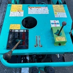 田中製作所　ローダー　持上重量200kg 農用ローダー 6ps 自走式 クローラー MST150 こぞうさん　ガソリン バケット 油圧ショベル　ミニローダー　ミニクローダー 除雪 ショベル　牛舎　建設　畜産 簡易始動動画あり 宮崎の画像