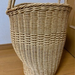 ナチュラル雑貨　新品UTILE(ユティル) ナイール ランドリーオーバルバスケットの画像