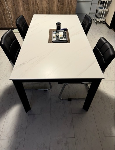 ダイニングテーブル☆セラミック