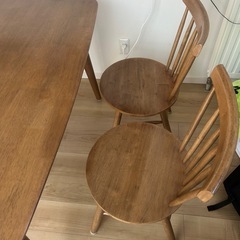 決まりました　ダイニングテーブル　イス　セットの画像