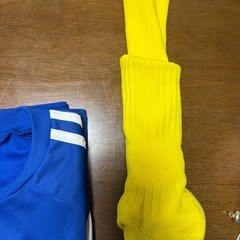 adidas子供サッカー練習着の画像