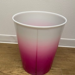 ゴミ箱の画像