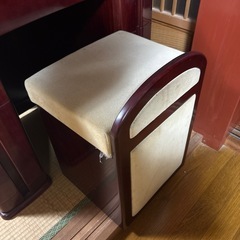 レトロなドレッサー 椅子付きの画像