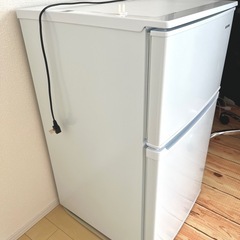 ★美品‼︎　アイリスオーヤマ2021年製90Ｌ冷凍冷蔵庫 IRSD-9B-W★の画像