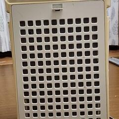 シャープ空気清浄機 FU-G51-W　2017年製の画像
