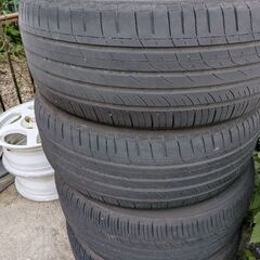 トーヨータイヤ バリ溝の画像