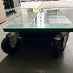 キャスター付テレビボード　引っ越しの為差し上げますの画像
