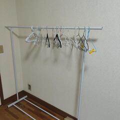 室内ハンガーの画像
