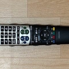 
シャープ液晶テレビ３２型　リモコンあり B−CASカードありの画像