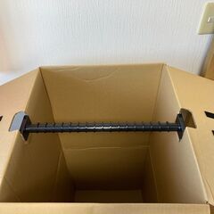 ダンボール製　ハンガーボックスの画像