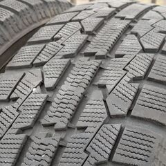 特価品トーヨー製冬タイヤ　工賃込み１９５／６５Ｒ１５　４本セットの画像