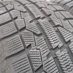 特価品トーヨー製冬タイヤ　工賃込み１９５／６５Ｒ１５　４本セットの画像