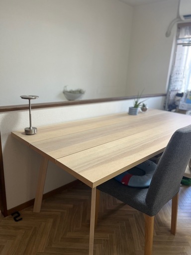 お盆まで　IKEA YPPELIG ダイニングテーブル BERGMUND