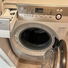【明日22日限定】SHARP ドラム式洗濯乾燥機 ES-V600-NR（2015年製）の画像