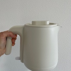 電気ポットの画像