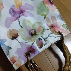 美品　花柄　マチ付きバッグの画像
