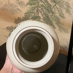 ①花瓶の画像