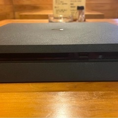 PS4 プレステーション4 ゲーム機の画像