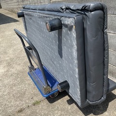 ソファーベッド　グレー　の画像