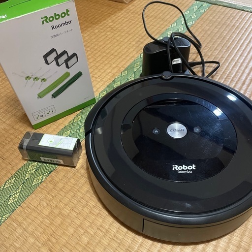 【値下げ】Roomba e5 本体 充電ドック、デュアルバーチャルウォール、交換用パーツキット付