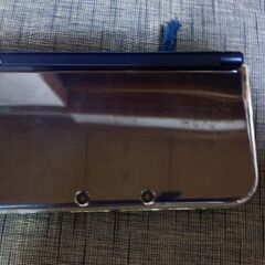 new 3DS LL メタリックブルー　＋ソフト５本の画像